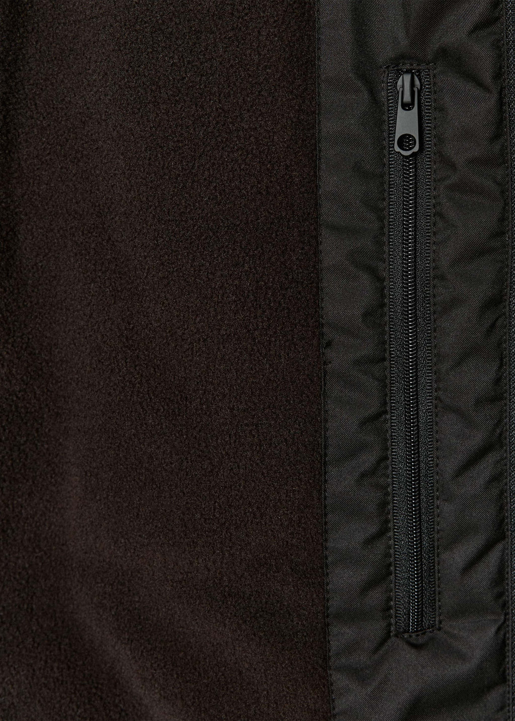 Iconic Windbreaker Jacket Black